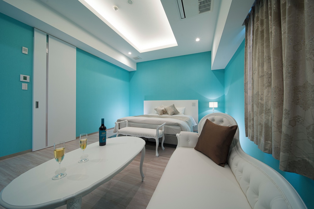 HOTEL LA SCALA 57/57