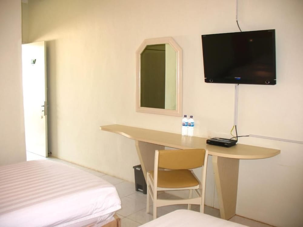 Cengkareng Transit Hotel 27/47