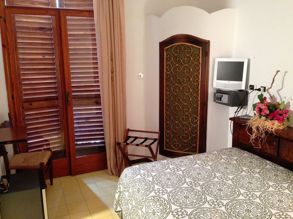 Hotel Carasco 12/71