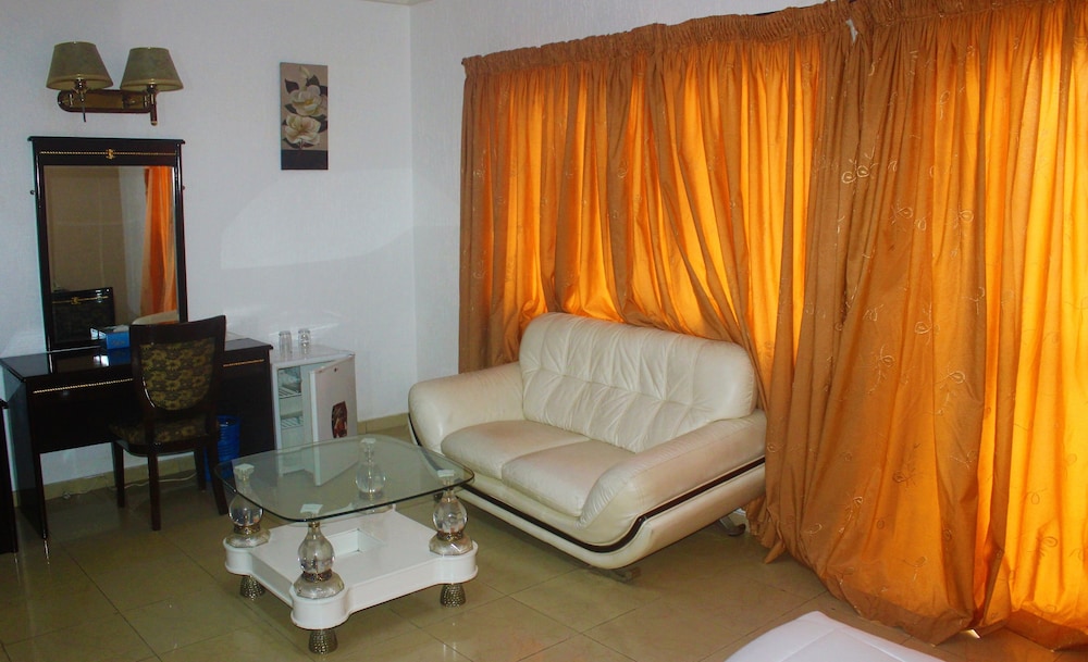 Riviera Hotel Benin 28/42