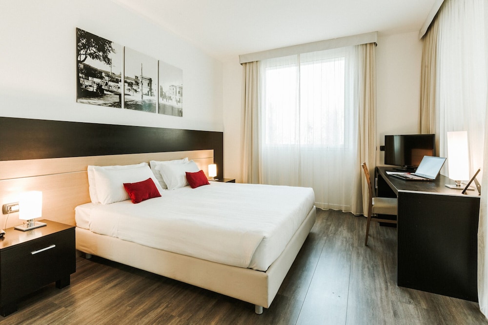 STANDARD, DOUBLE BED