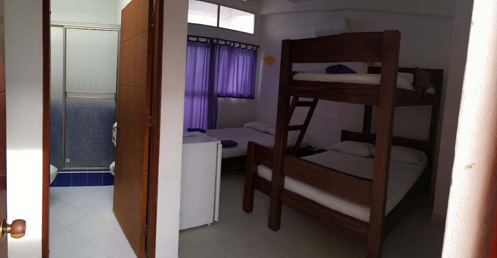 Hotel La Fragata 37/50