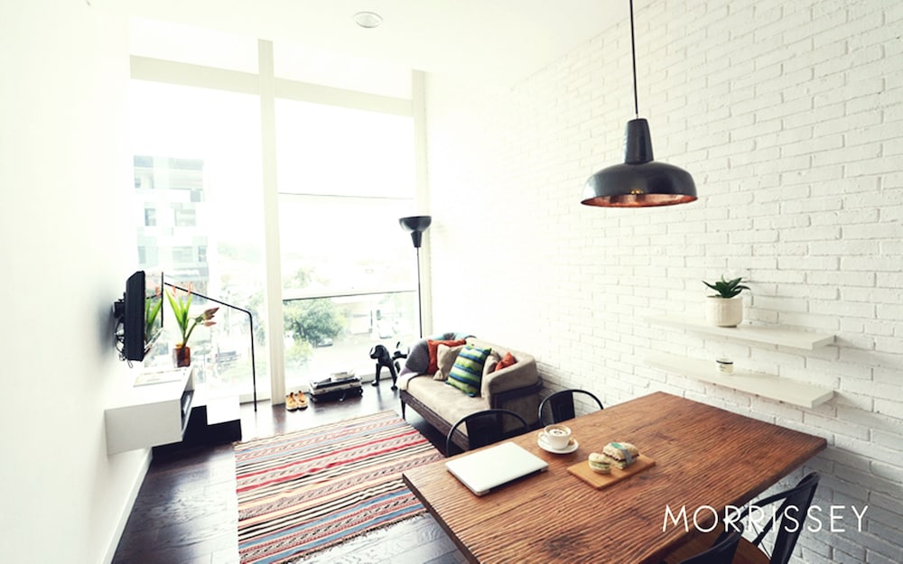 Morrissey Hotel Residences 43/60