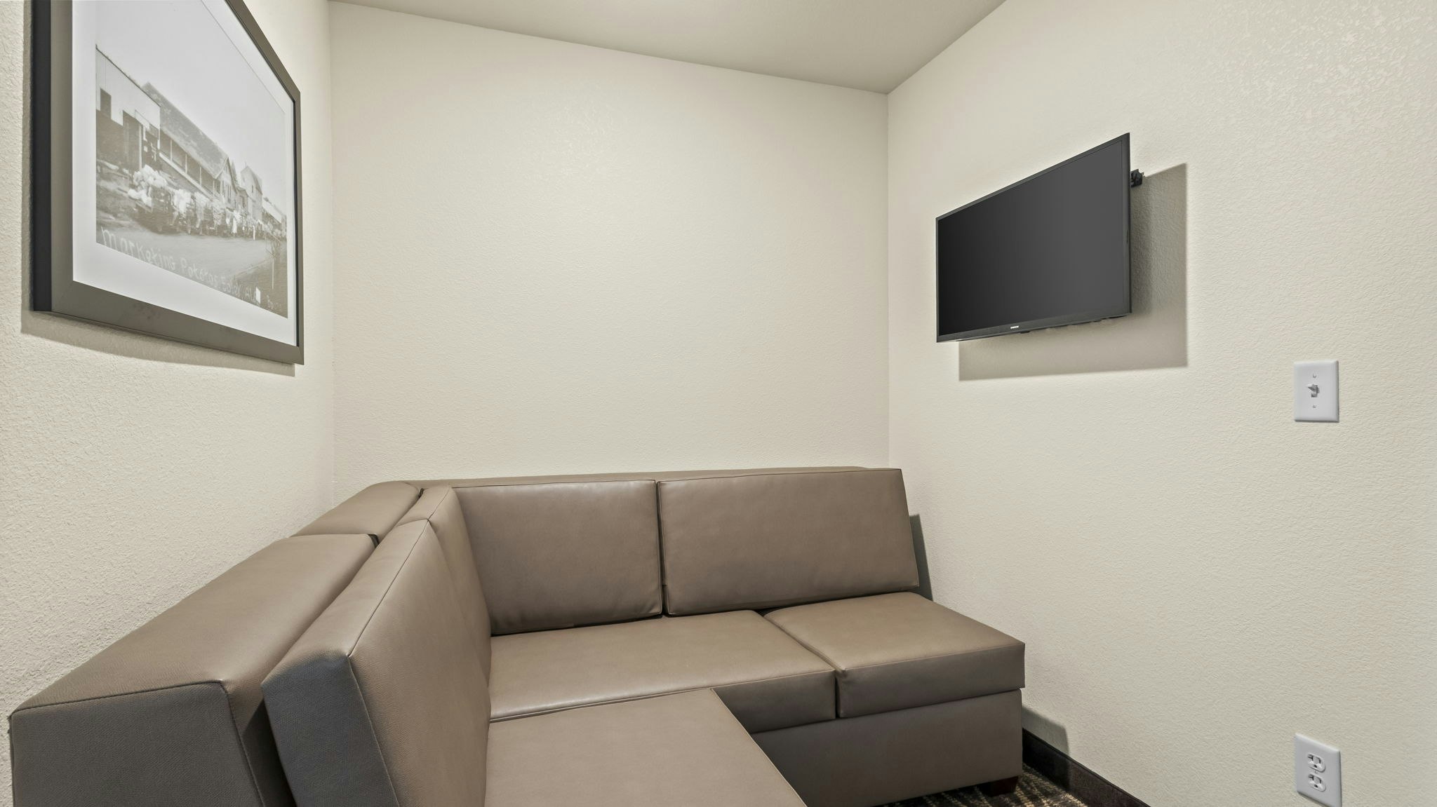 Cobblestone Hotel & Suites - Foley 32/50