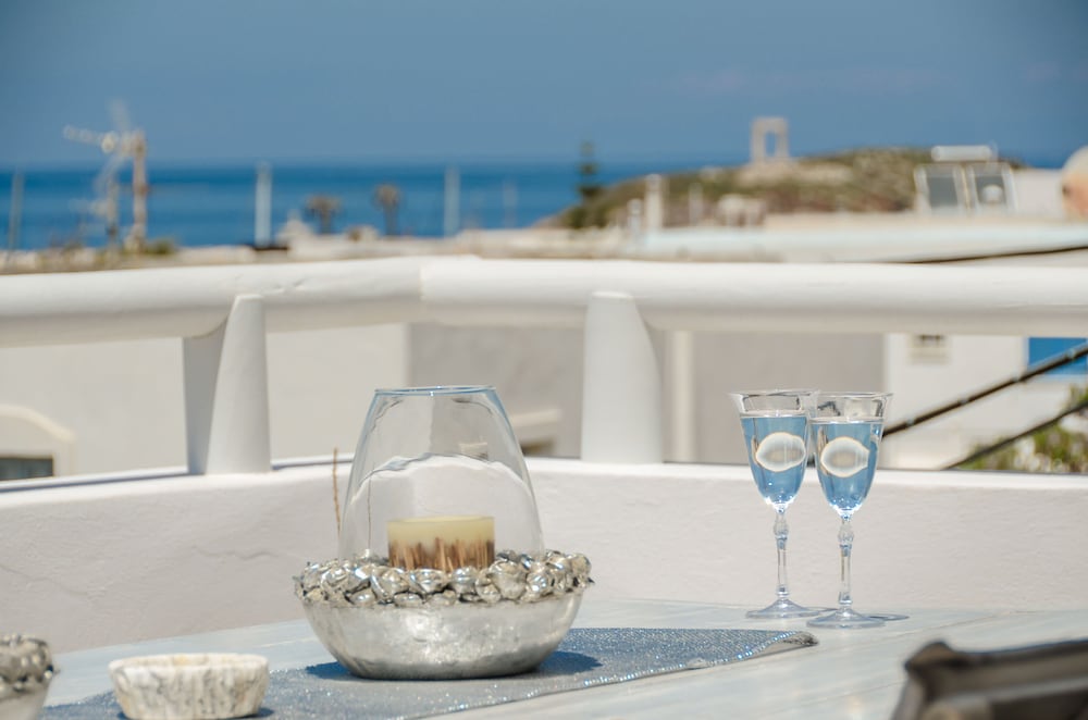 Naxos Center Houses photo2