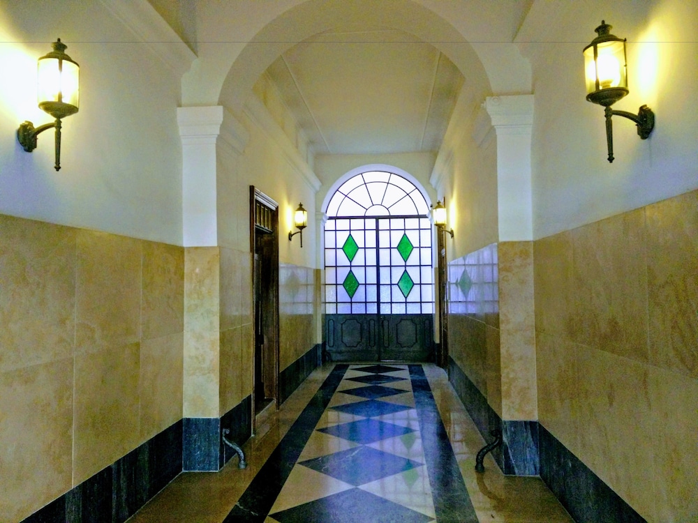 Guest House Cavour 278 40/56