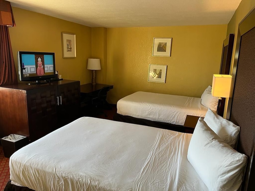 Quality Inn 13/38