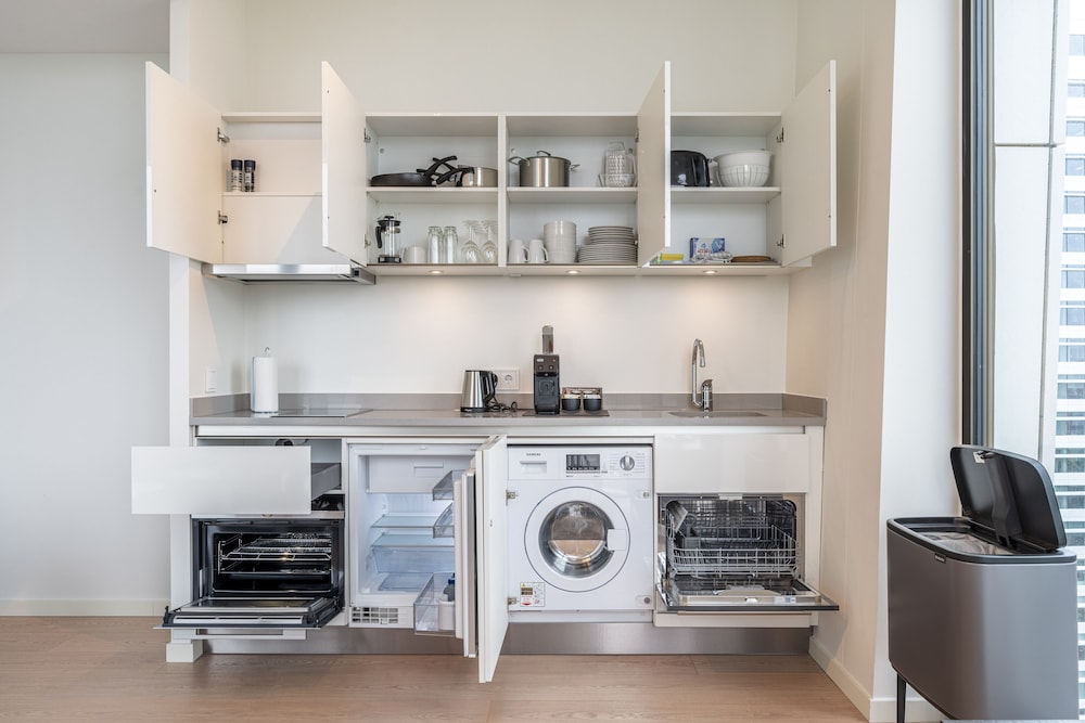 PREMIER SUITES PLUS Amsterdam 23/43