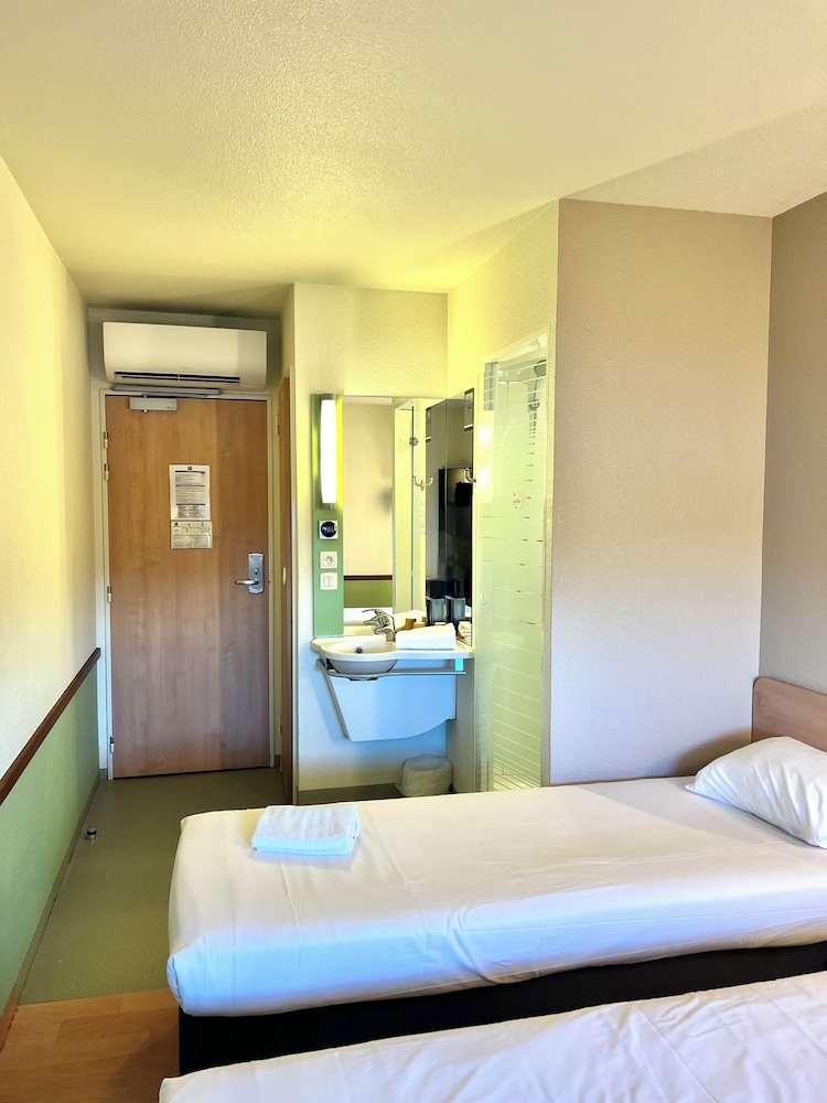 Ibis Budget Cosne Sur Loire 19/51