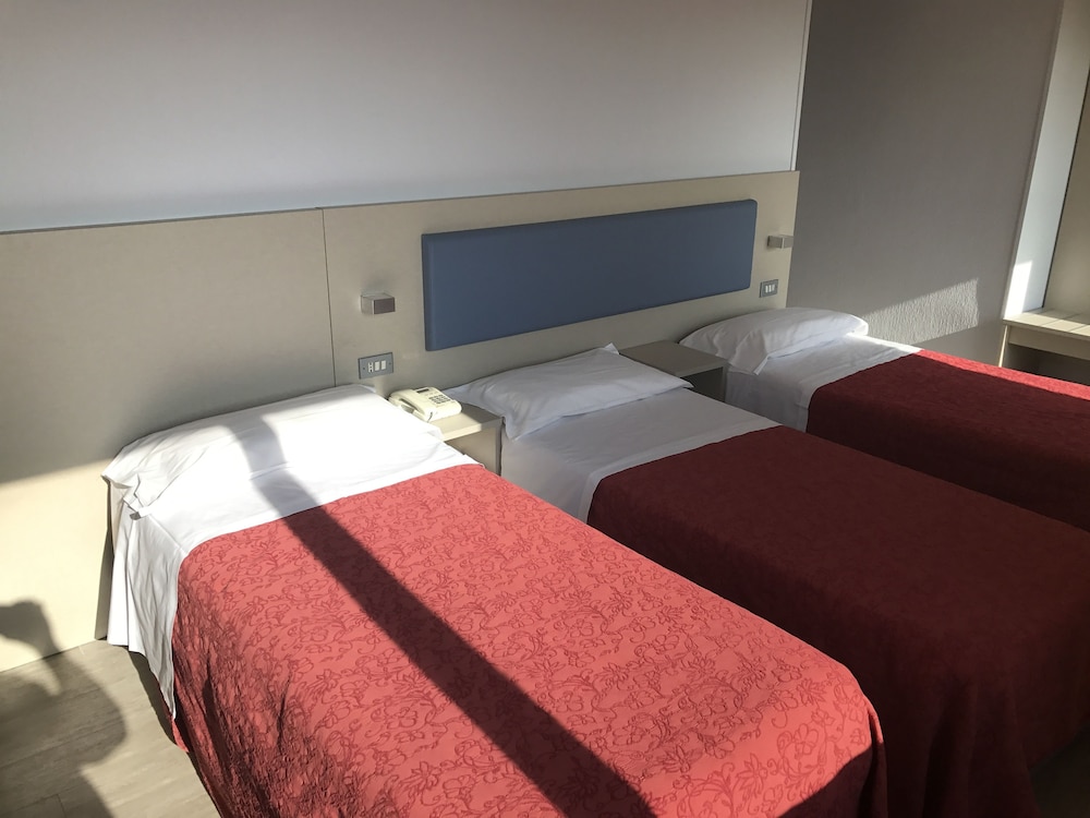 Hotel Elisabeth Due 18/50