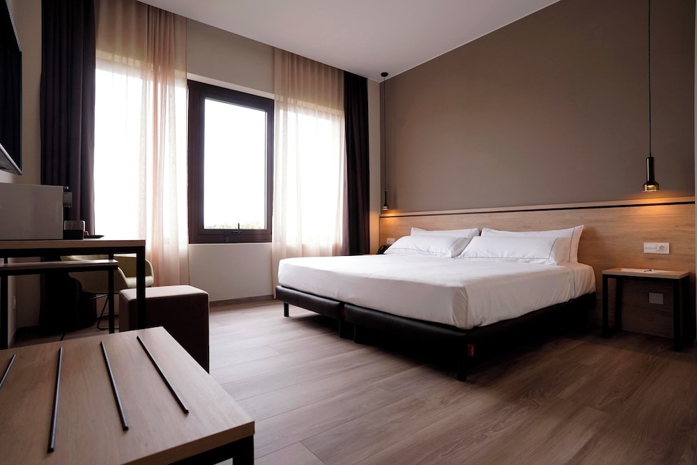 Hotel Bodega FYA 10/37