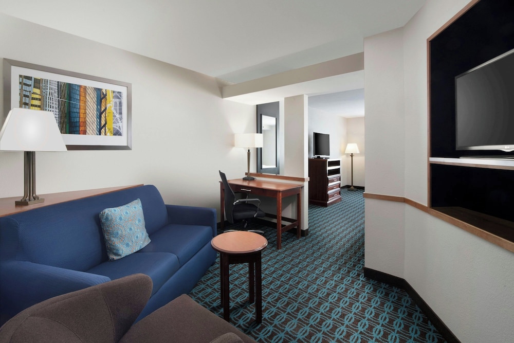 Fairfield Inn & Suites By Marriott Waco North 51/73