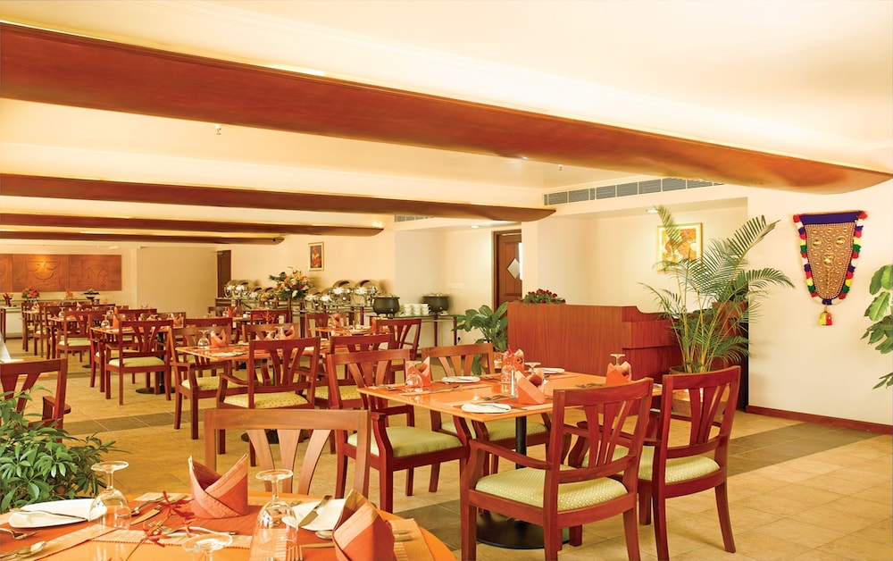 Classic Sarovar Portico 44/56