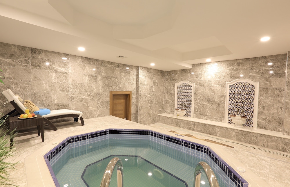Cam Thermal Resort Spa Convention Center 24/54