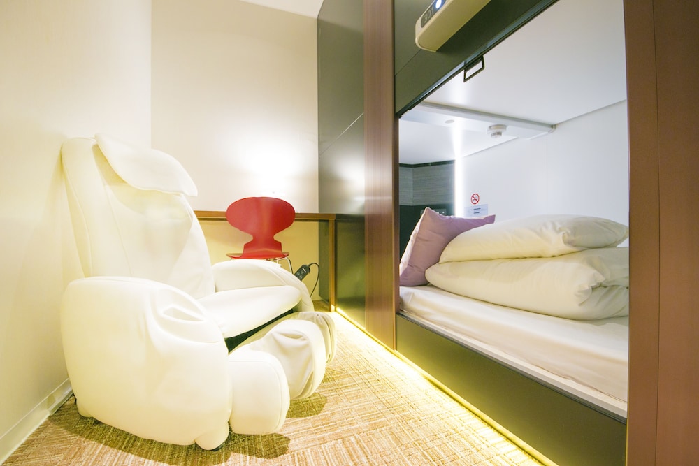Spa &amp; Capsule Hotel GrandPark-Inn Kitasenju - Caters to Men 9/50