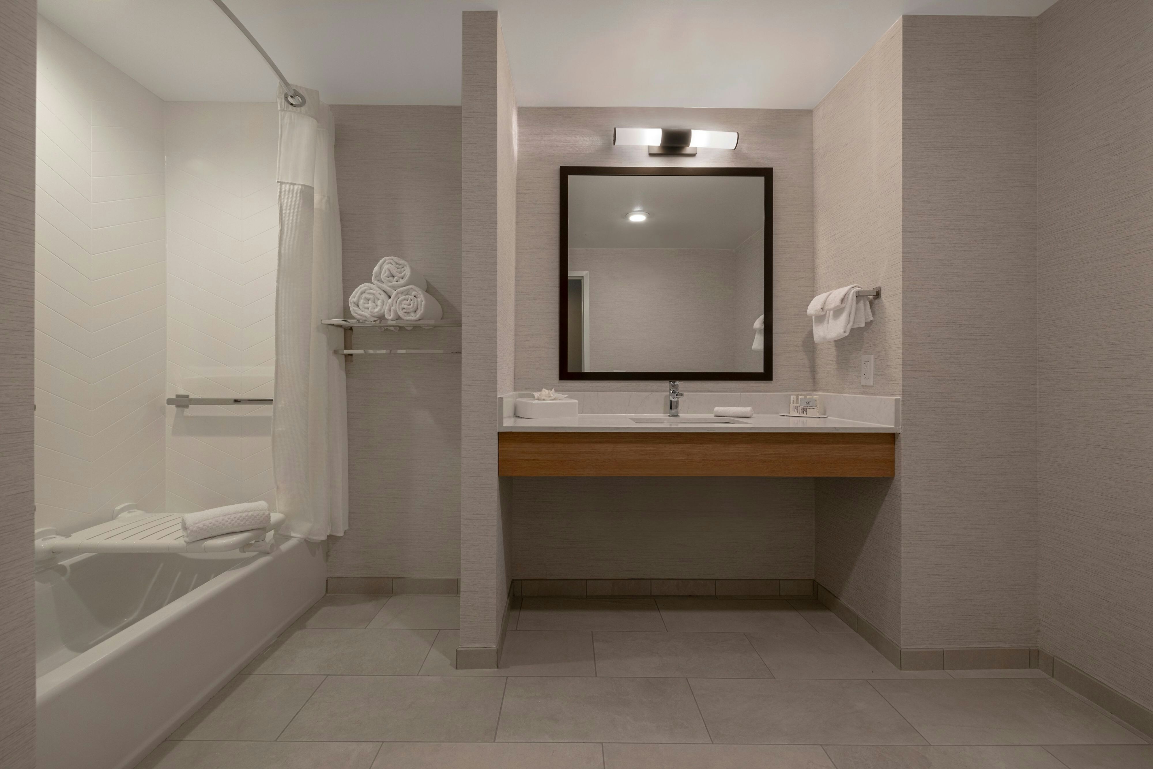 Room, Fairfield Inn & Suites by Marriott Denver Airport at Gateway Park 8/8