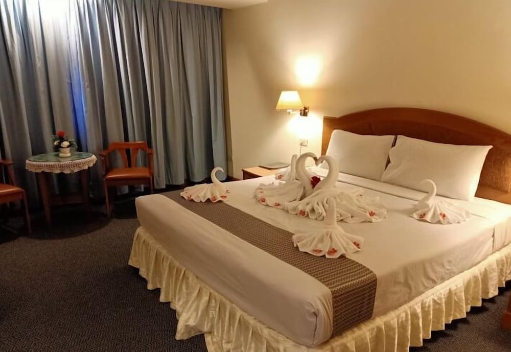 Sing Golden Place Hotel 25/52
