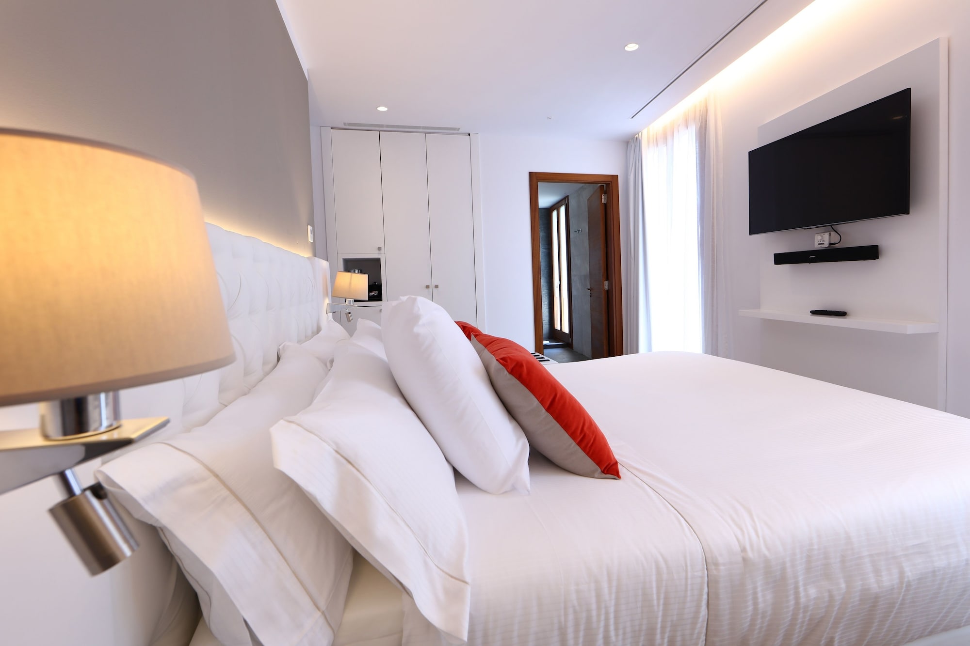 STANDARD, SINGLE, QUEEN BED