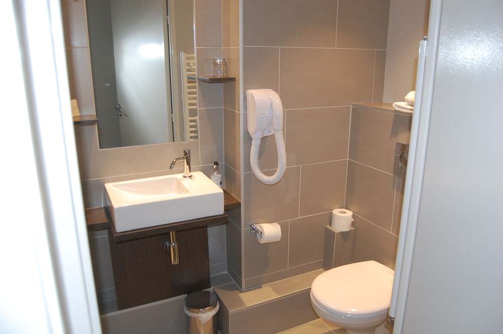 Valpre Lyon Hotel 48/49