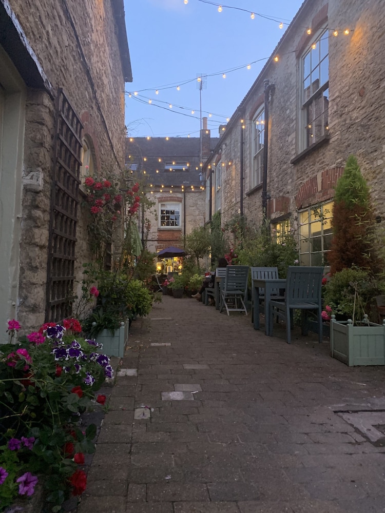 The Ormond at Tetbury 36/49