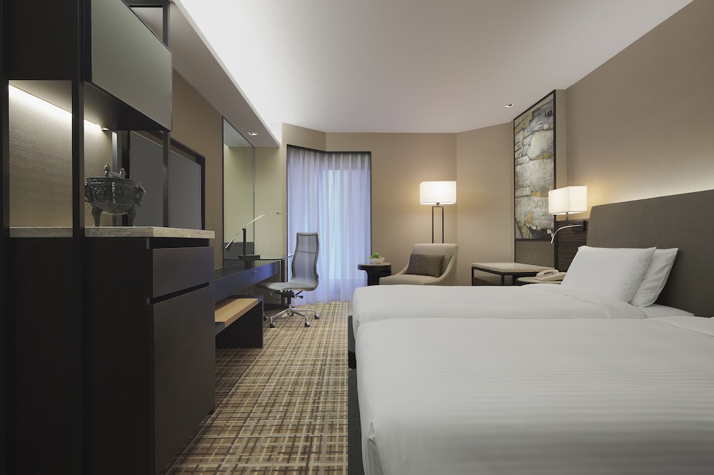 Residence Club Deluxe Room (with Club Lounge Access)