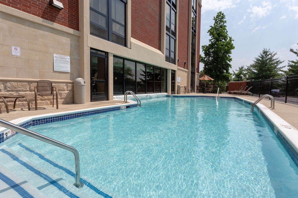 Drury Inn and Suites Nashville Airport 27/45
