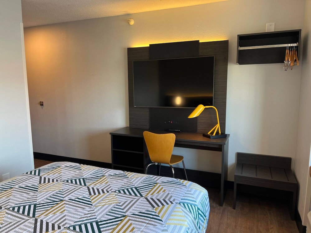 Motel6 Indianapolis, IN 31/51