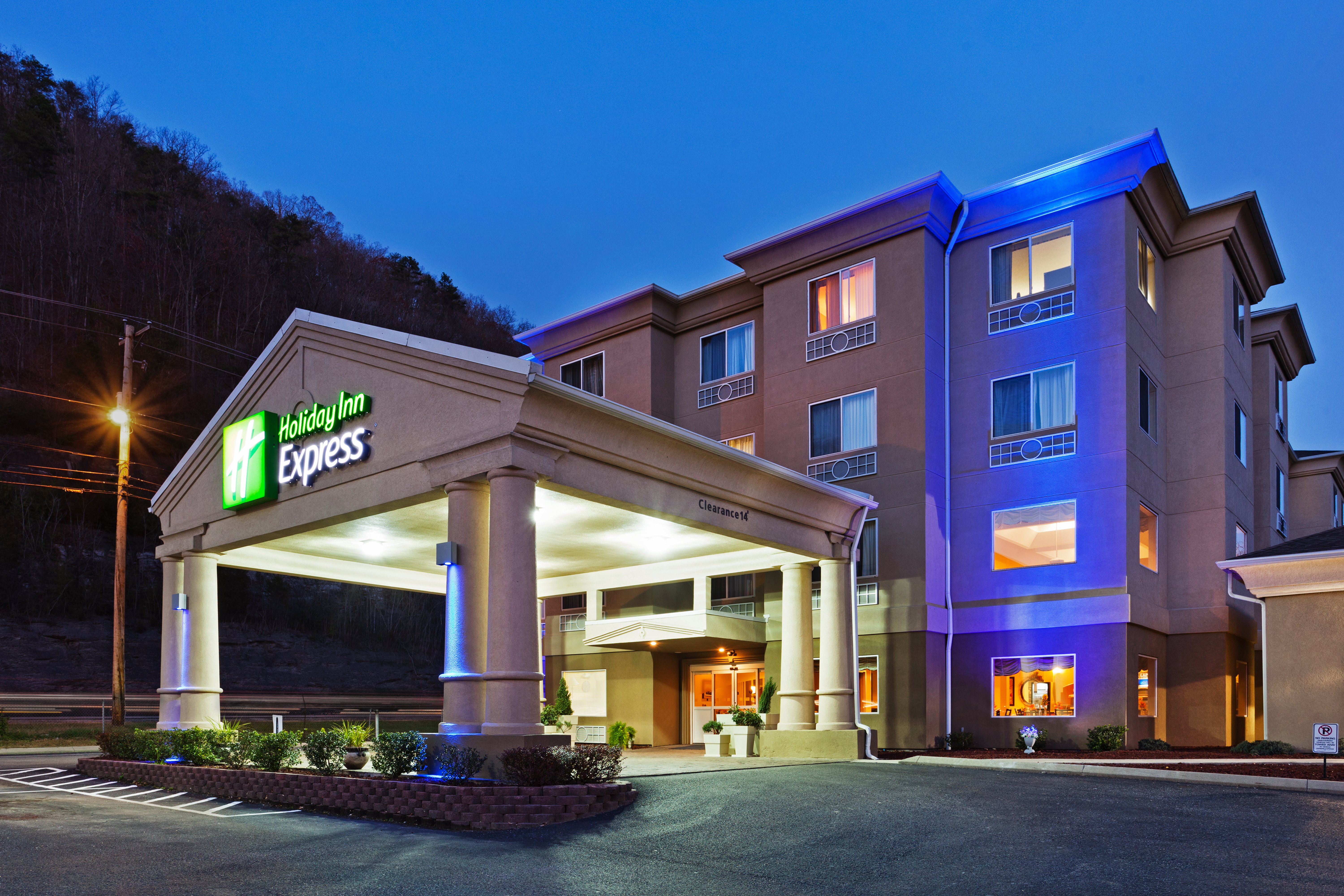 Holiday Inn Express Hotel & Suites Pikeville 4/44