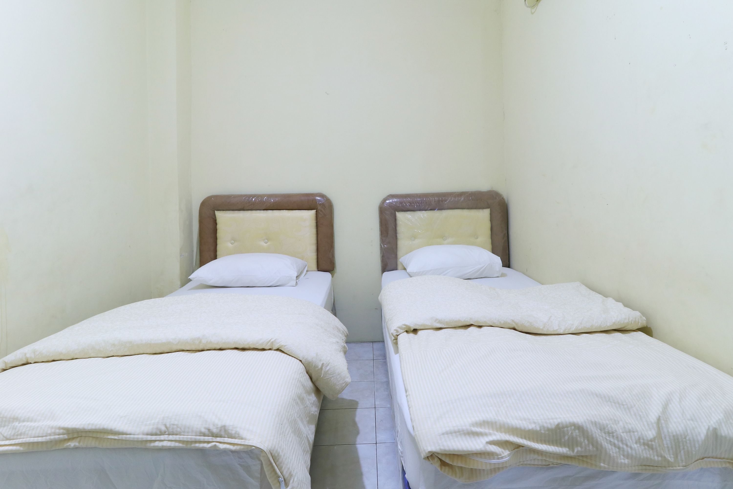 Guest House Samarinda by ZUZU 9/21