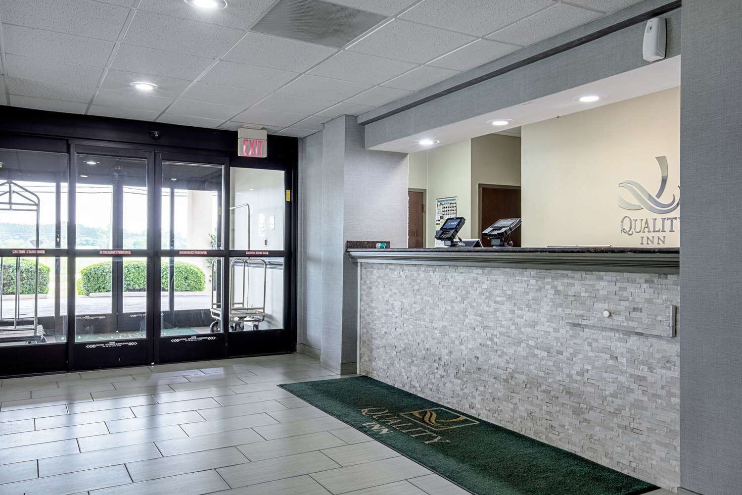 Quality Inn Holly Springs South 3/16