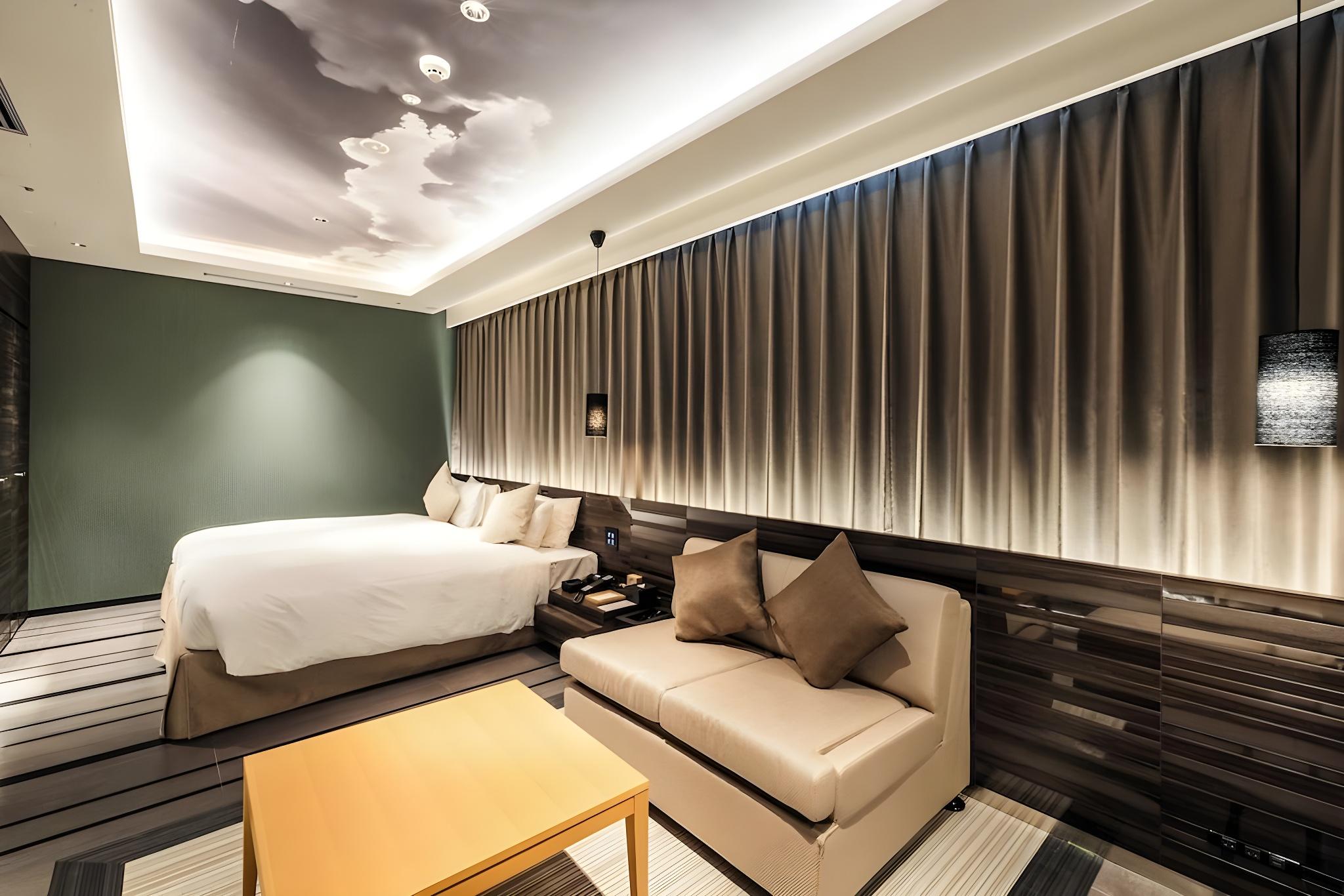 Grand, Hollywood, 2 Double Beds