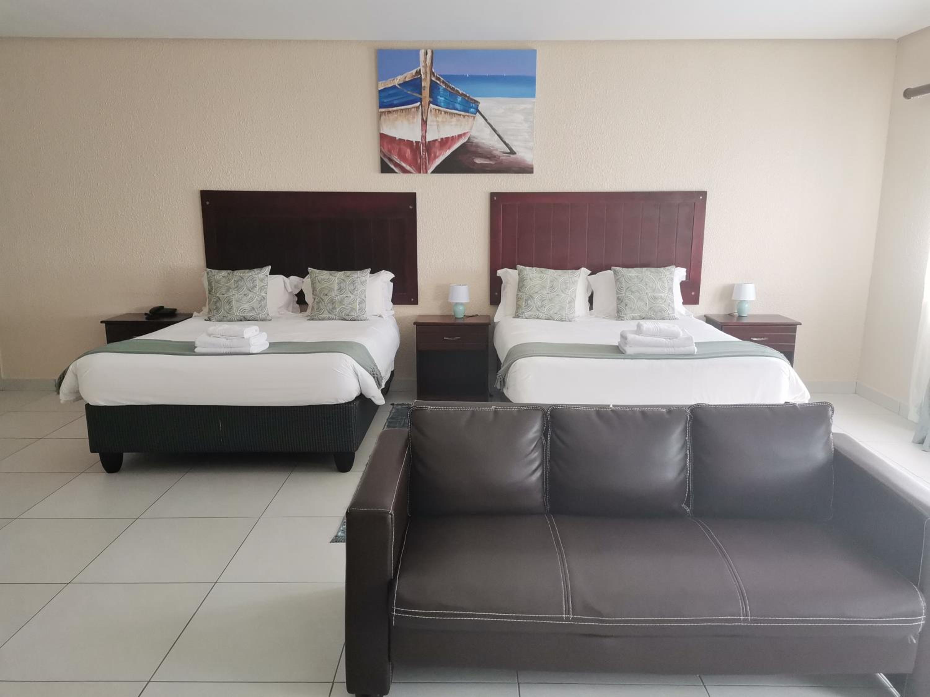 Margate Beach Lodge 7/50