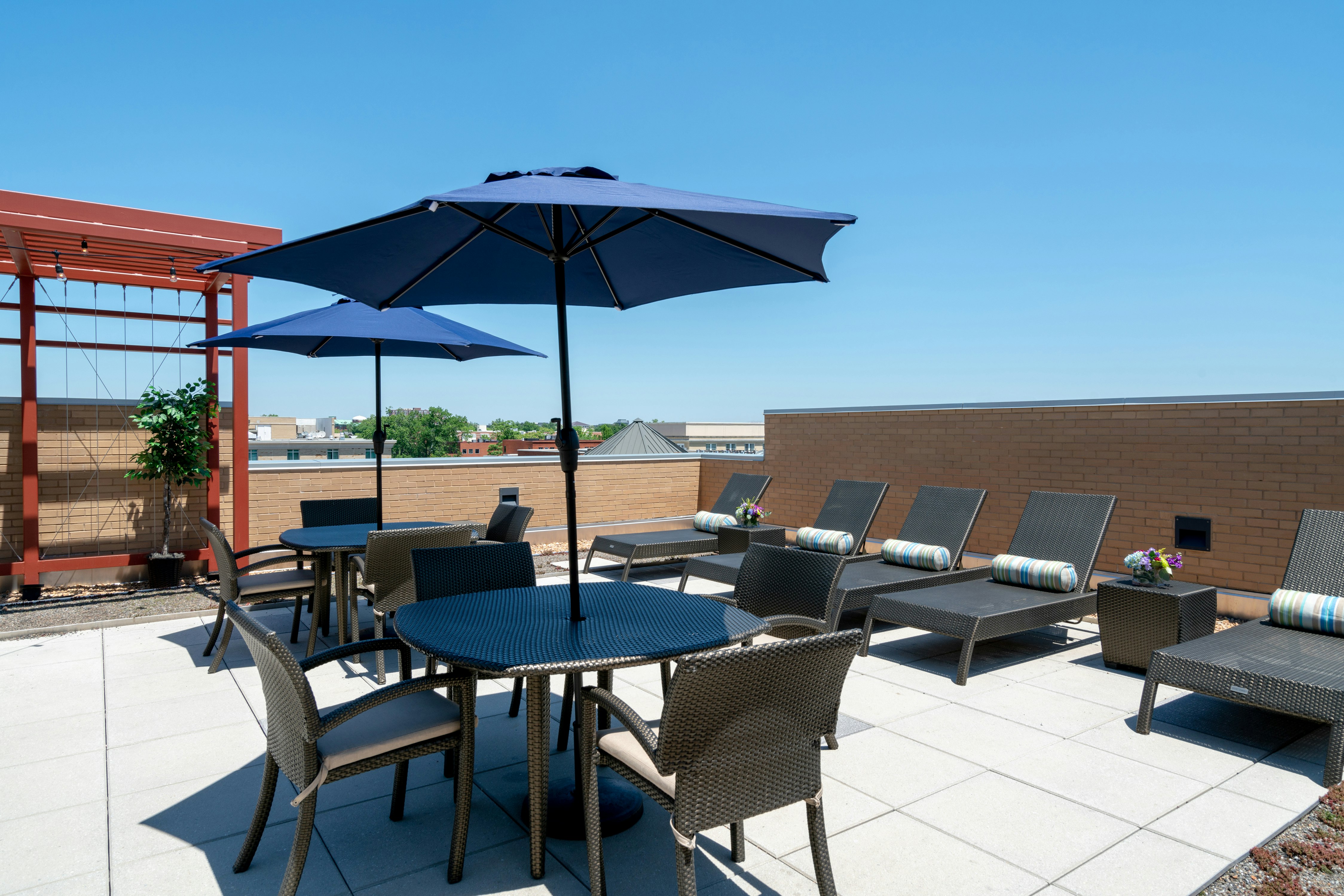 Hilton Garden Inn Alexandria Old Town National Harbor 33/52