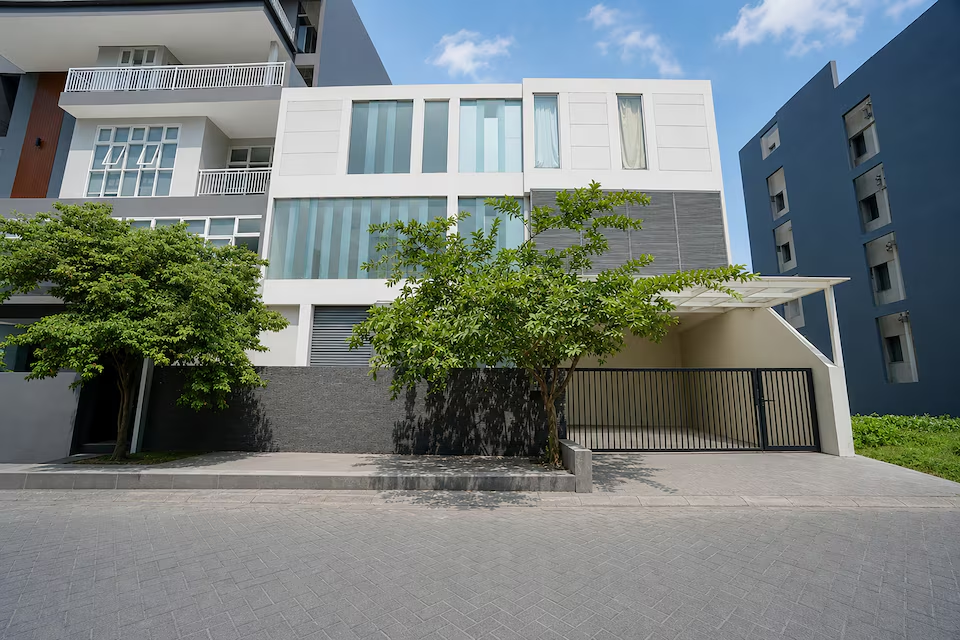 Hotel O near Ciputra Hospital formerly Veloura Living Citraland 10/11