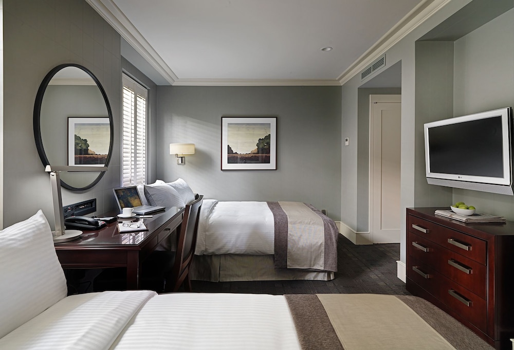 St Regis Hotel 23/56
