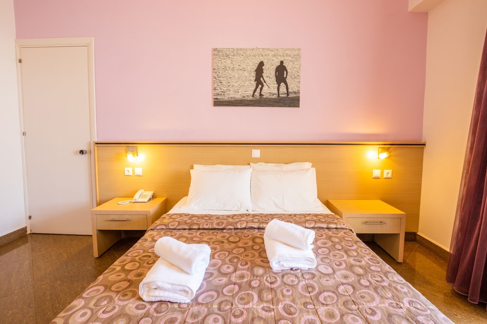 Irini Hotel 16/63