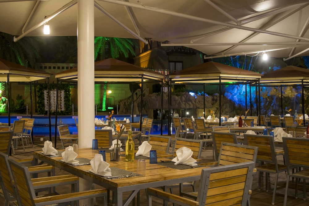The Corinthians Resort 57/76