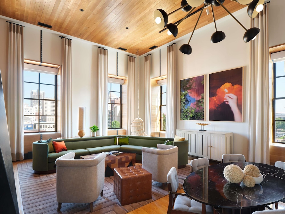 21c Museum Hotel St Louis 35/53