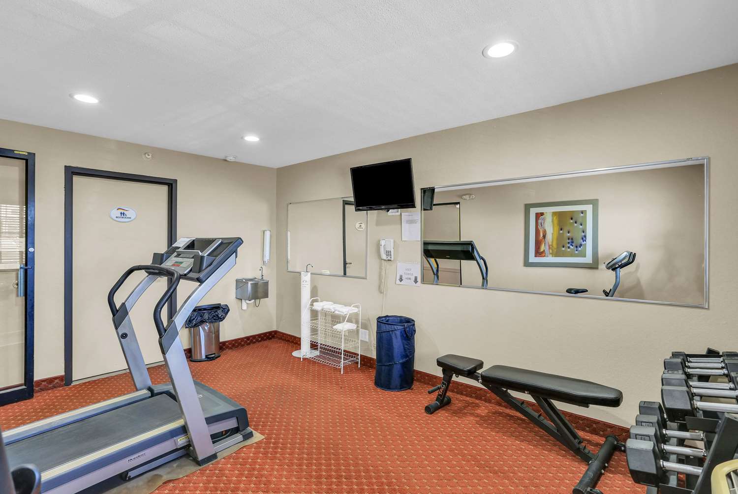 Baymont By Wyndham Cedar Rapids 20/45