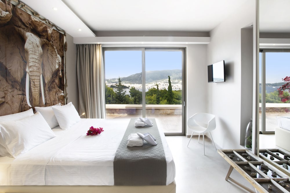 Core Luxury Suites 19/55