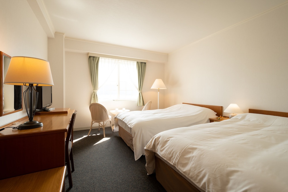 Hashidate Bay Hotel 10/48