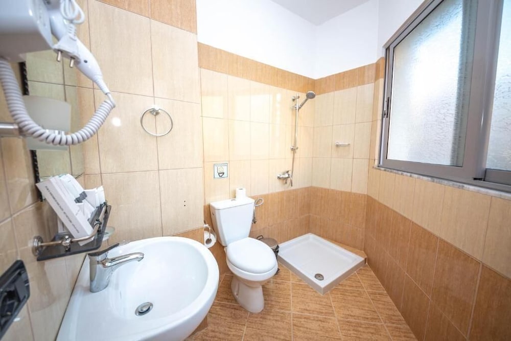 HOTEL SEASIDE SARANDA 52/52