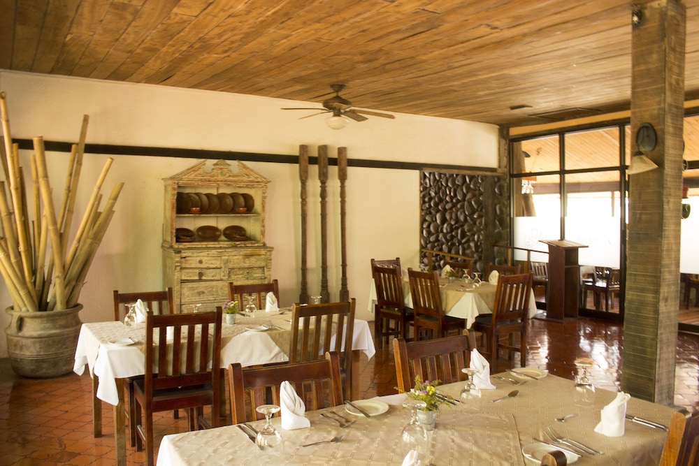 Hacienda La Pacifica 56/73