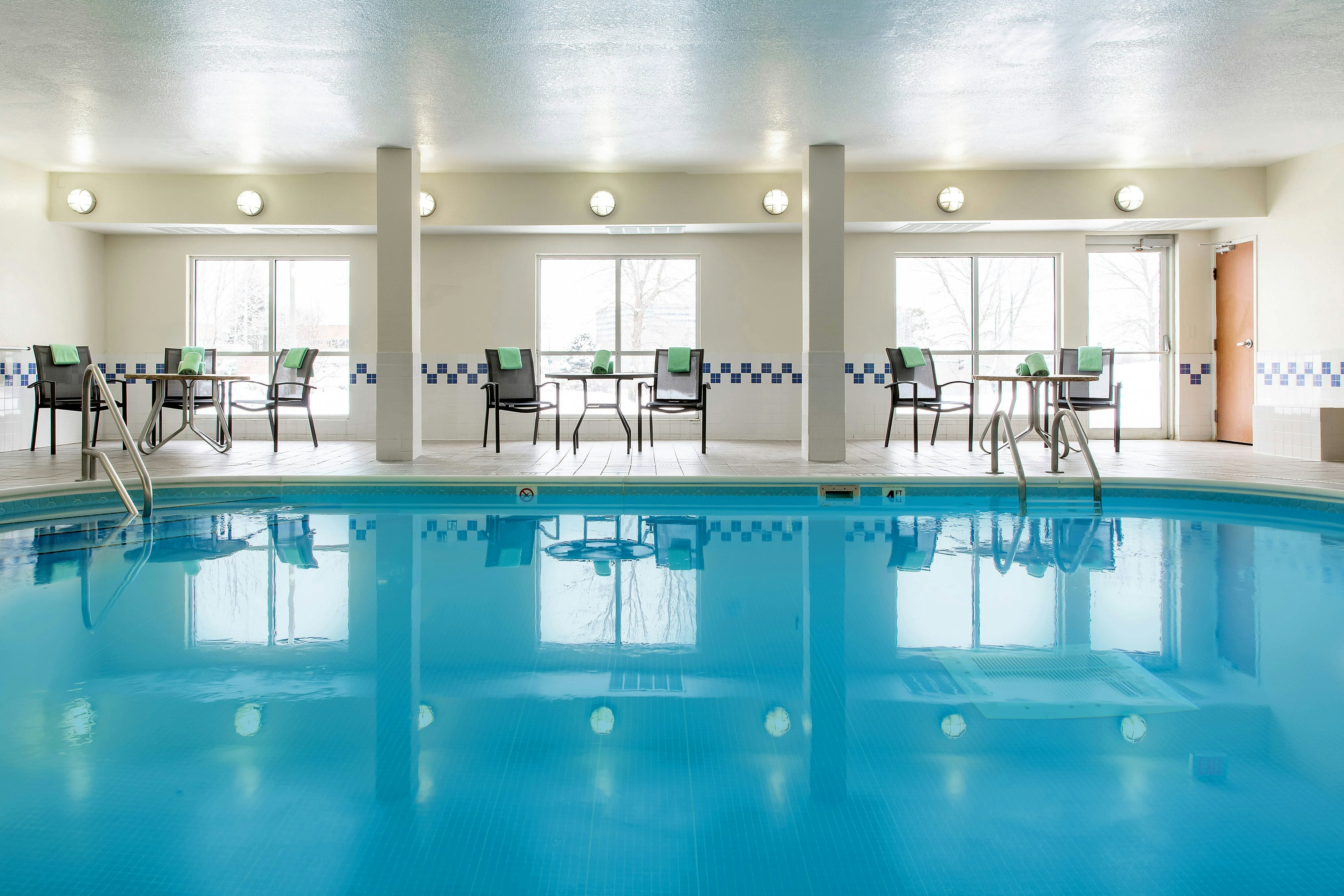 Fairfield Inn Suites Minneapolis Eden Prairie 17/40