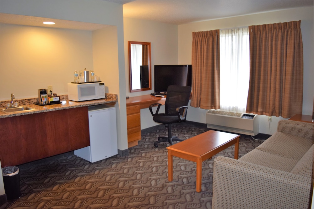 Wyndham Garden Madison Fitchburg 47/69
