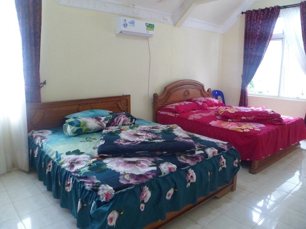 Villa Kota Bunga Mawar 8/21
