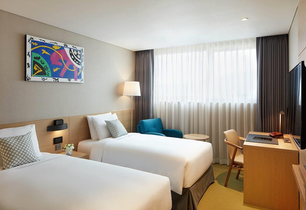 Howard Johnson by Wyndham Incheon Airport 40/65