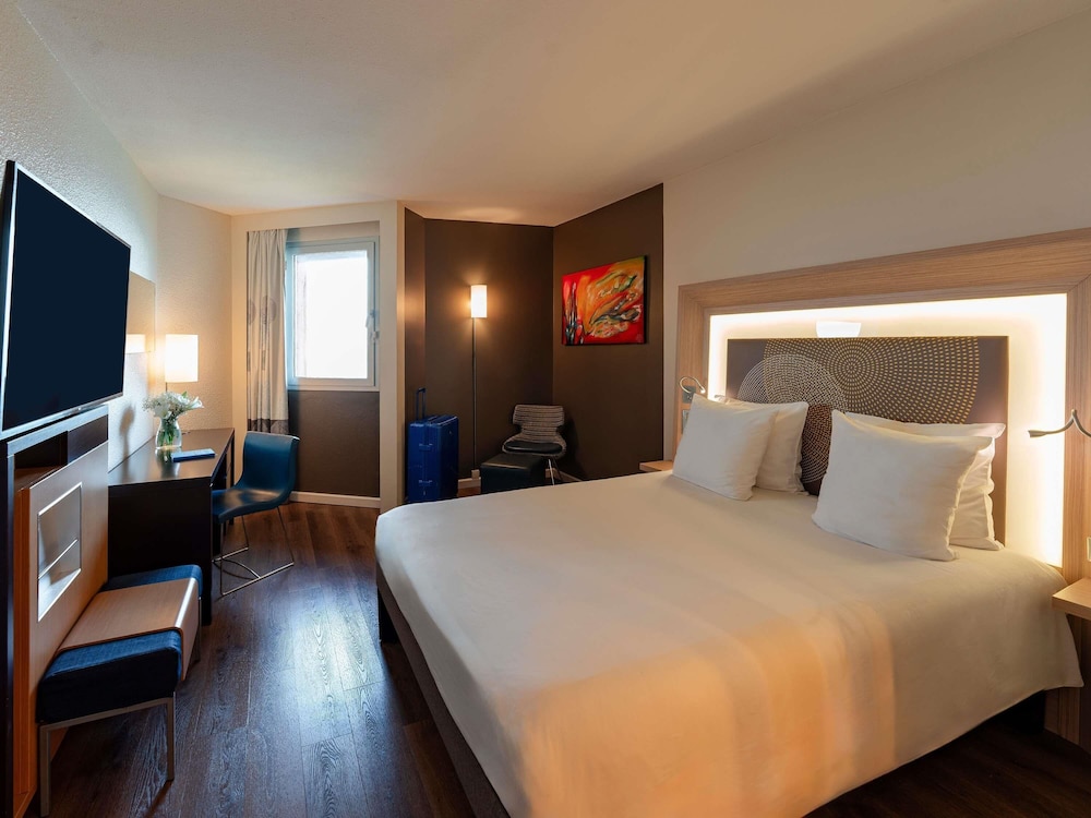 Junior Suite, Double Bed, Side Ocean View, Kitchenette