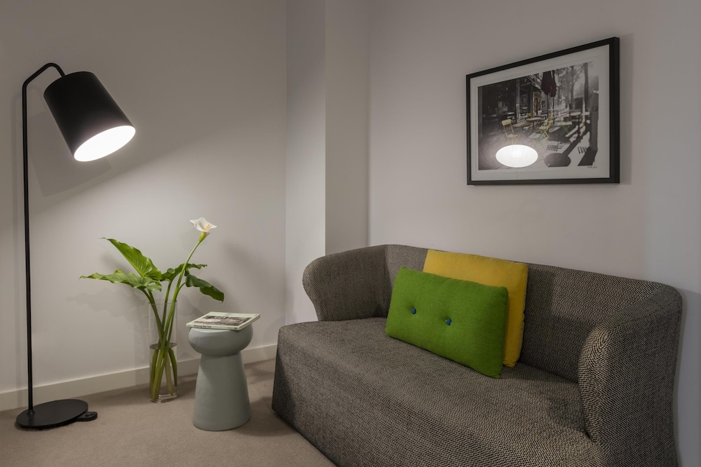 Oaks Melbourne Southbank Suites 21/47