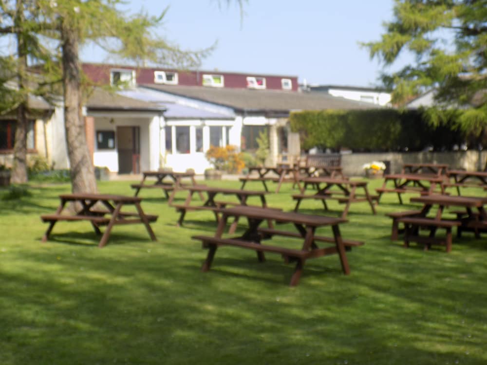 The Cottage Inn Hotel 9/13